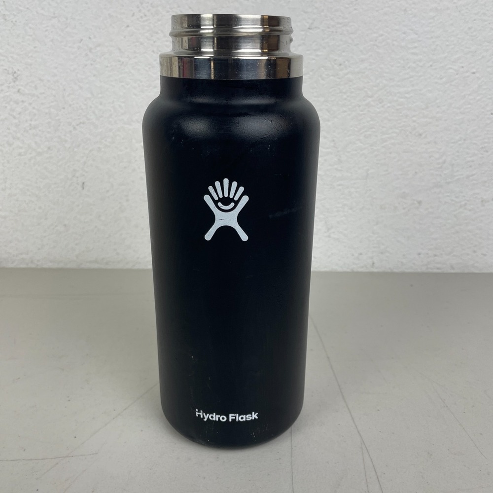 Hydro Flask Wide Mouth Water Bottle 32oz Black Insulated Stainless Steel Hydrate - Picture 2 of 13